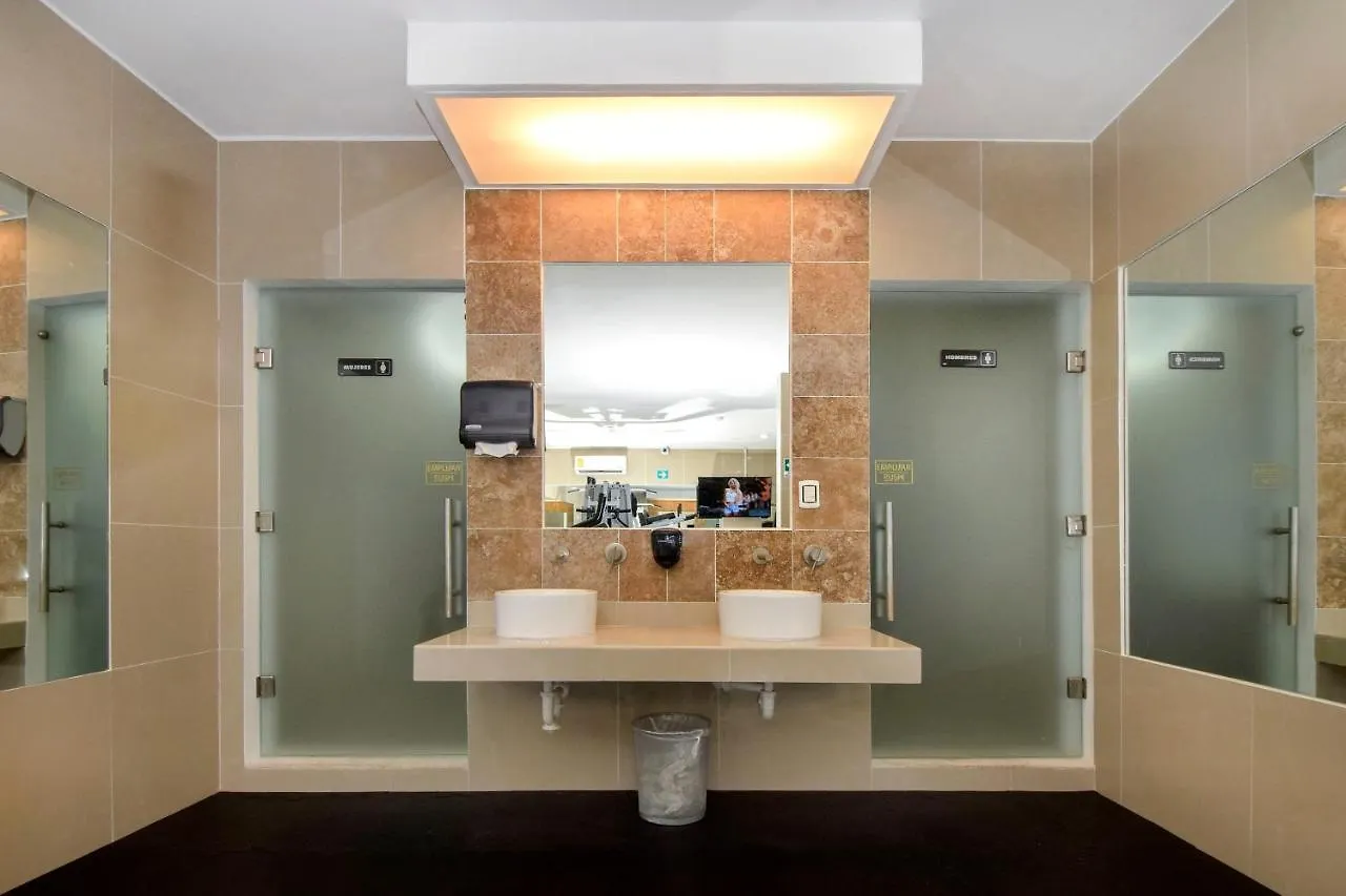 Apartment One Of Our Most Popular And Luxurious El Faro Condos Coral 303 Playa del Carmen